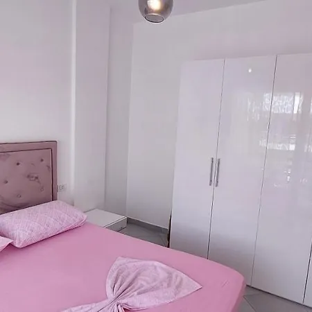 Reina 3 Lalzi Bay Lura2 Prázdninový dům *